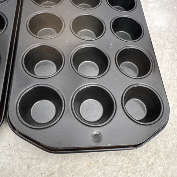 Ekco~Two Sets of 12 Cavity Small Muffin/ Cake Pans Made In USA Vintage - Picture 5 of 10